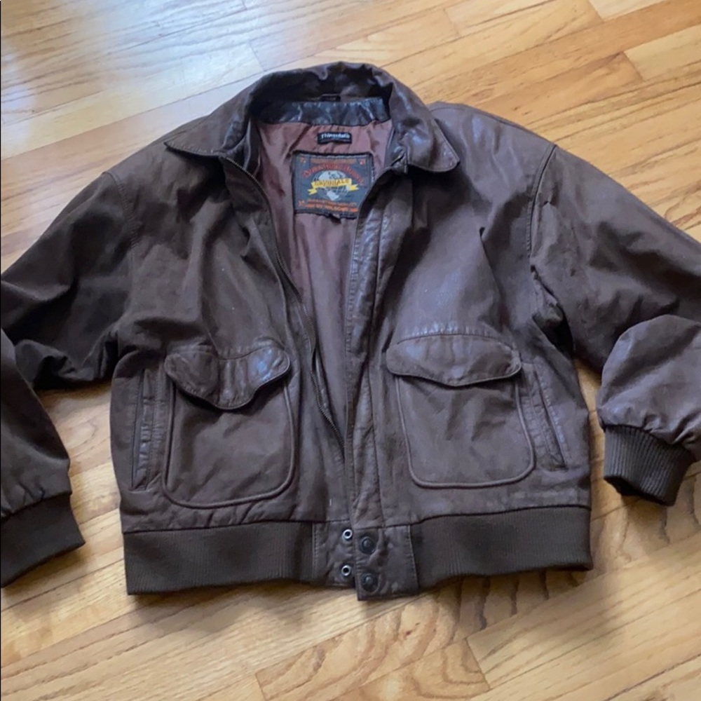 Wilson’s leather bomber jacket sz XL vintage 1990